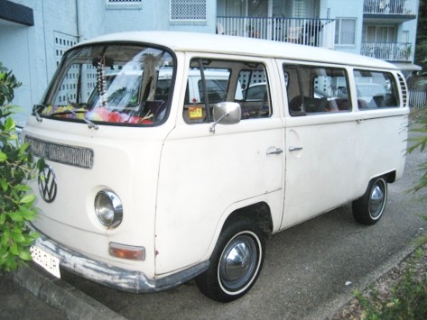 Brief History of the VW Transporter Kombi Bus 